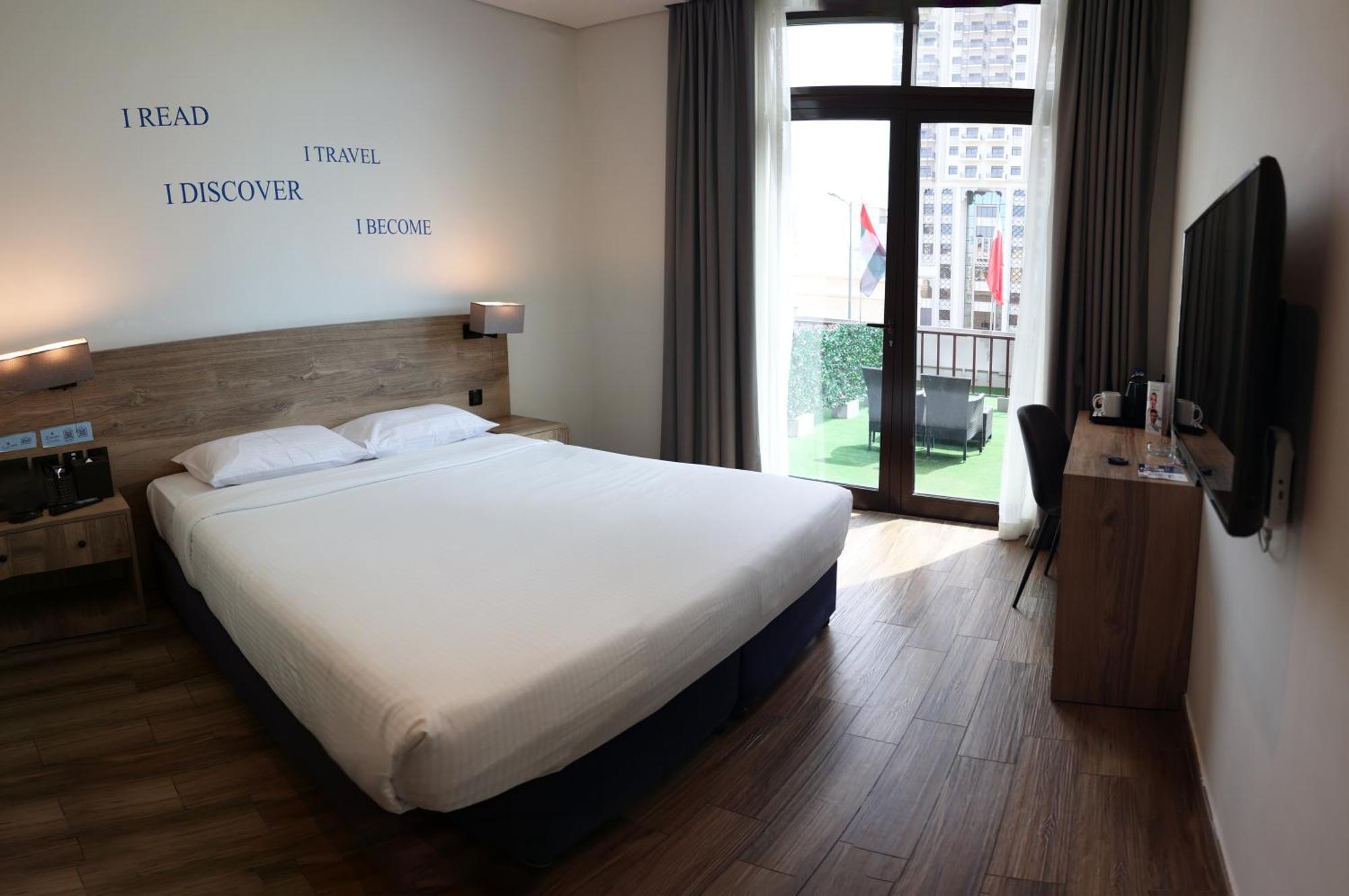 Kingsgate Al Jaddaf Hotel By Millennium Dubai Exteriör bild